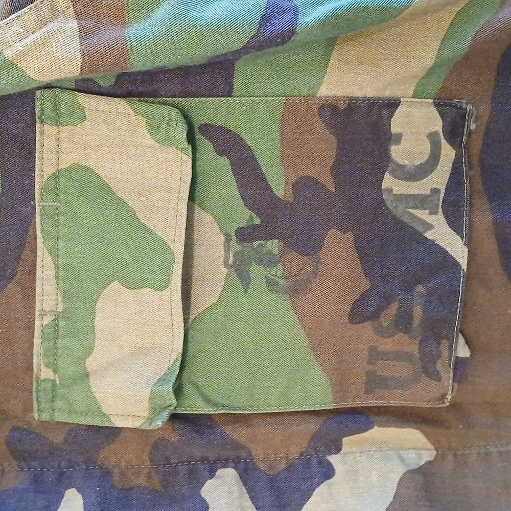 Men's USMC Woodland Camouflage BDU Shirt - Picture 2 of 5